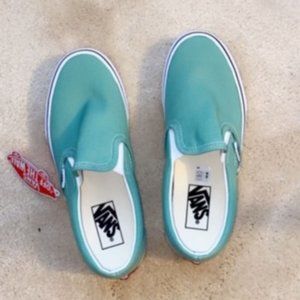 Vans slip on shoes